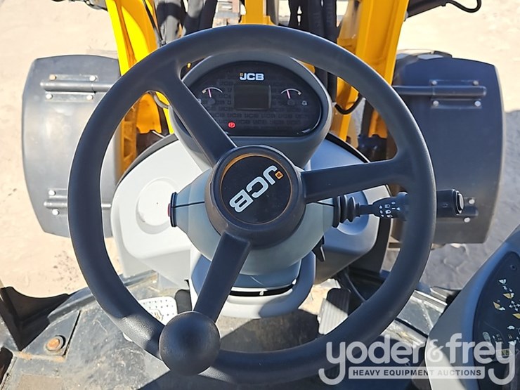 2023-jcb-407-image-25