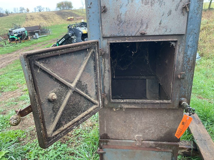 #8103-•-prairie-wood-heating-stove-image-18