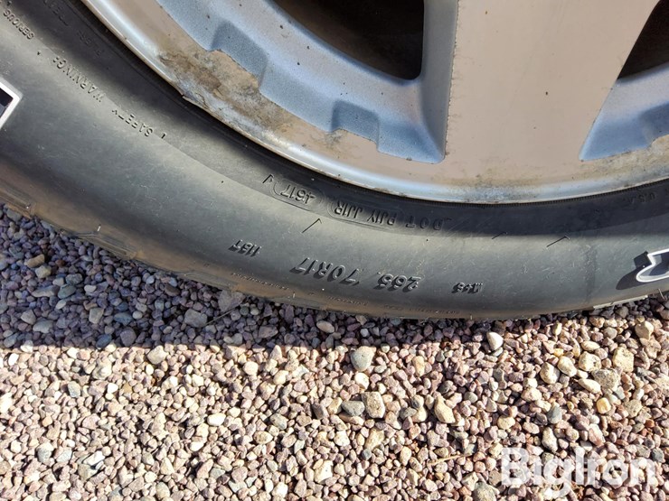 2005-chevrolet-silverado-1500-image-18