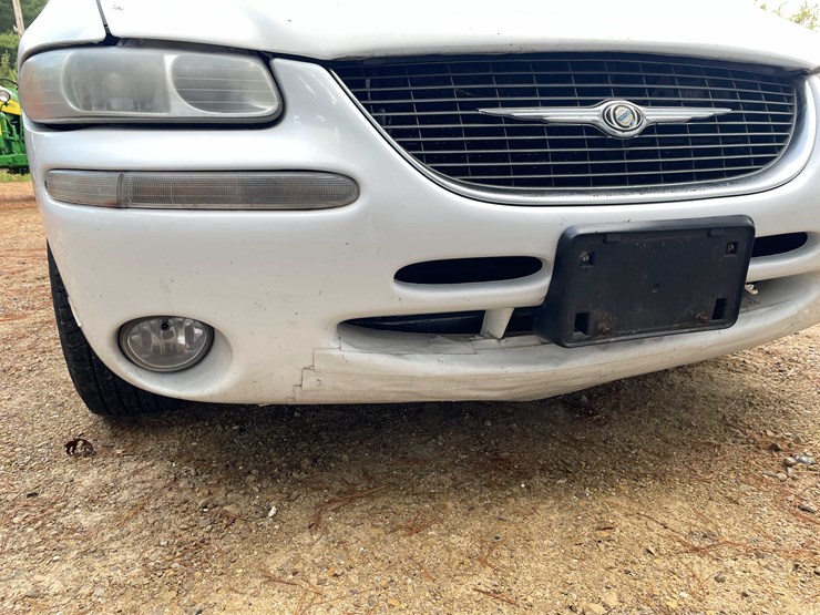 1999-chrysler-town-&-country-image-20