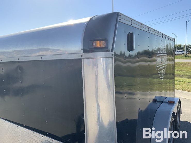 2005-united-expressline-image-16