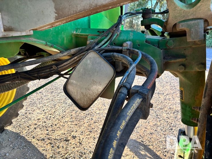 2013-john-deere-4830-image-77