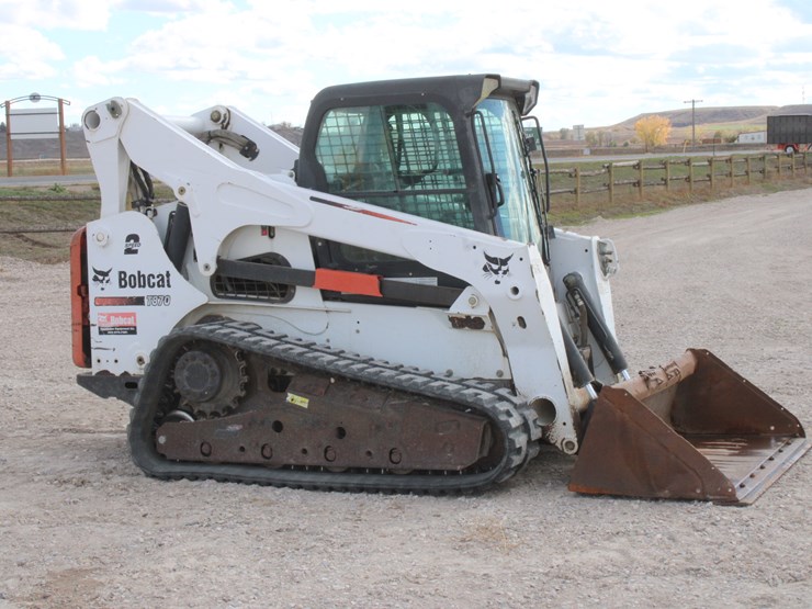 bobcat-t870-image-10