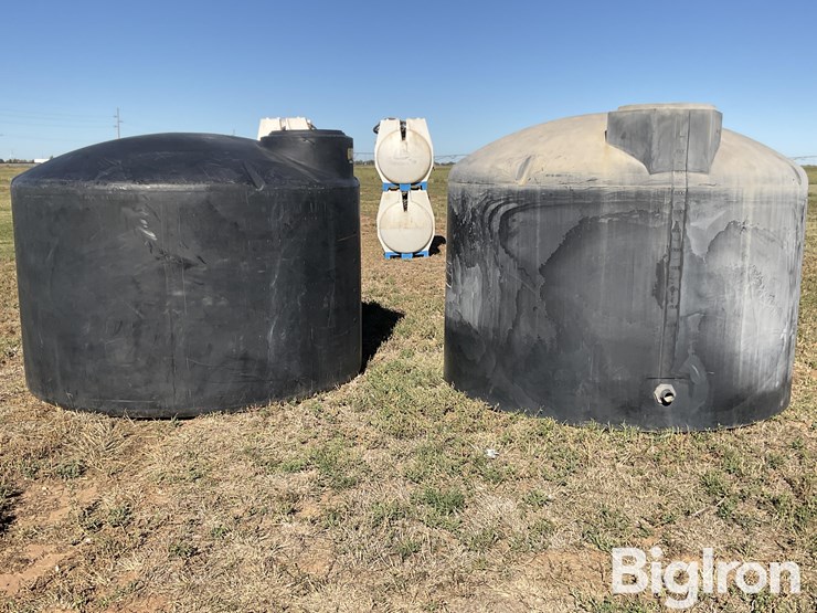 1550-gallon-liquid-fertilizer-poly-tanks-image-8