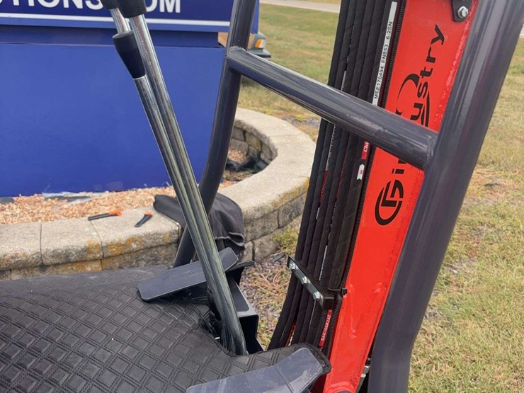 mini-excavator-mx12rx-image-33