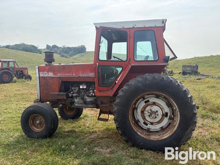 1977-massey-ferguson-1135-image-8