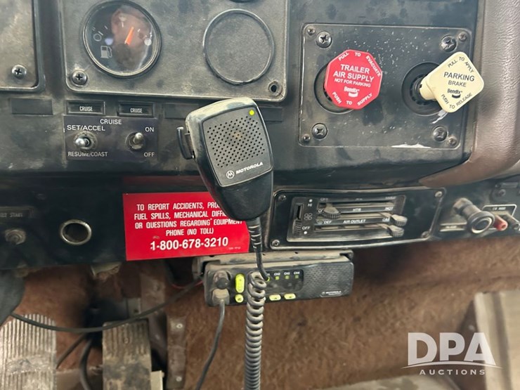 1992-international-9400-image-56