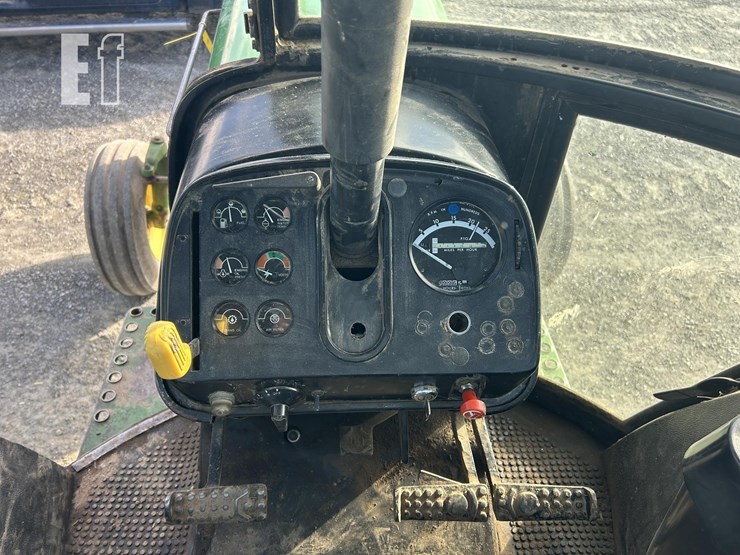 john-deere-4230-image-12