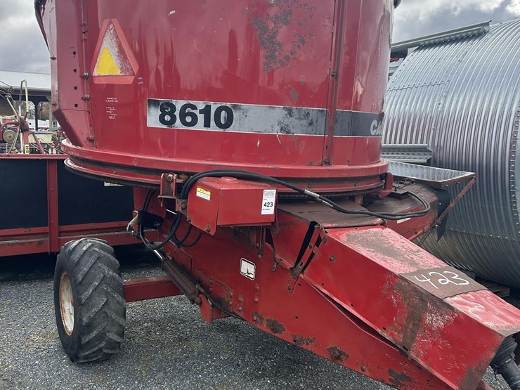 case-ih-8610-image-1