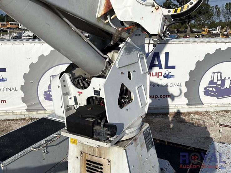 2013-international-workstar-7400-image-16