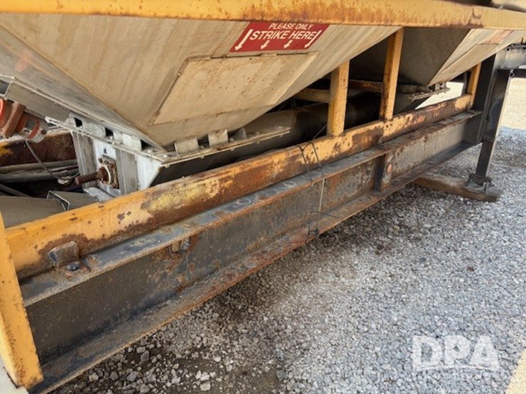 2014-kbh-dry-trailer-(dr12536-unit-8516)-image-6