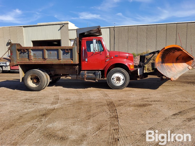 2000-international-4900-image-4