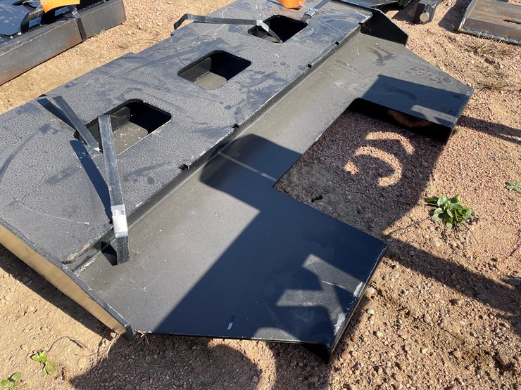 #4138-•-universal-pallet-fork-attachment-image-6