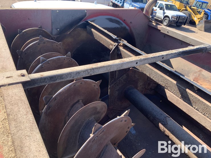 2005-international-7300-image-17