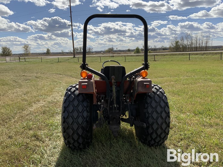 1990-case-ih-275-image-6