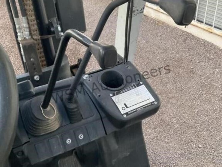 unicarrier-mcp1f2a20lv-forklift-image-17