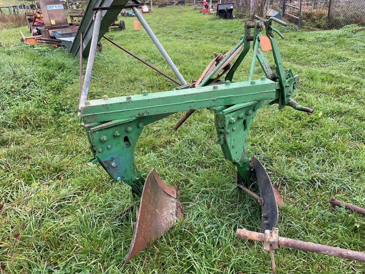 #8141-•-two-bottom-plow-image-6