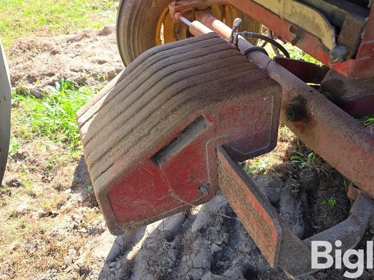 1968-massey-ferguson-410-image-14