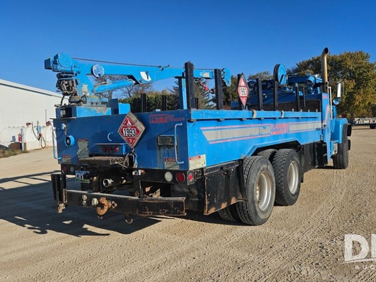 1996-ford-lt9000-image-5