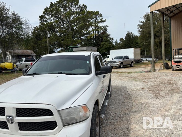2013-dodge-ram-1500-image-10