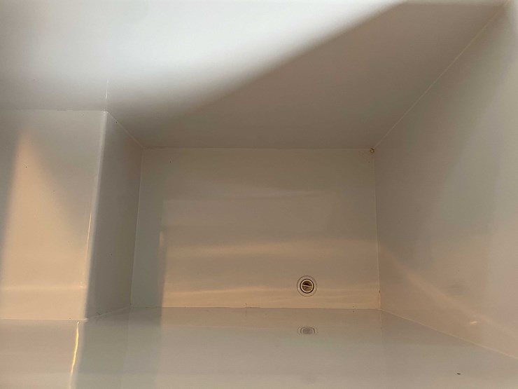 #6619-•-chest-freezer-image-13