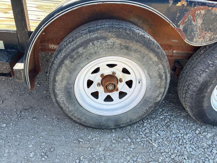 2003-big-tex-10pi-16ft.-t/a-pipe-top-utility-trailer-image-12