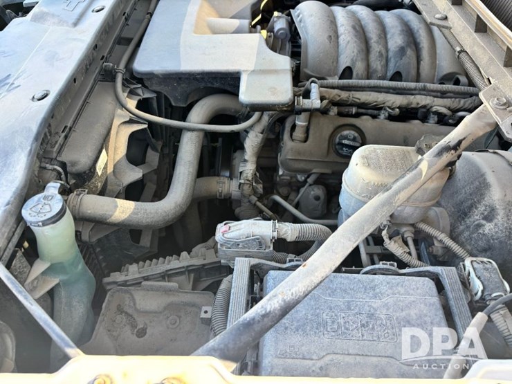 2018-chevrolet-silverado-image-48