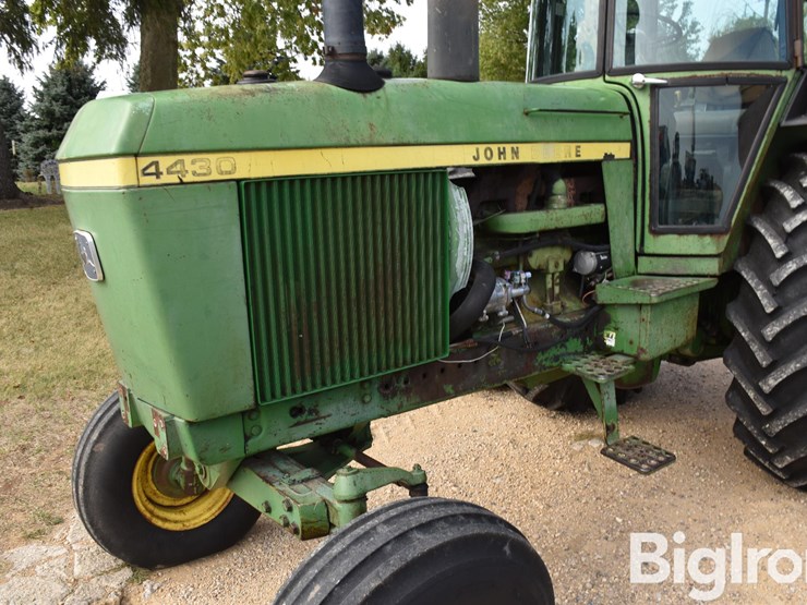 john-deere-4430-image-11