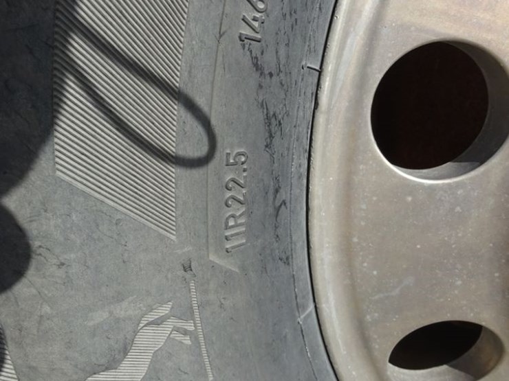 2007-volvo-vnl-day-cab-truck-(pz13987,-unit-110)-image-45