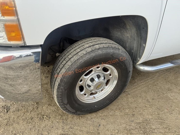 2008-chevrolet-silverado-2500-lt-image-15