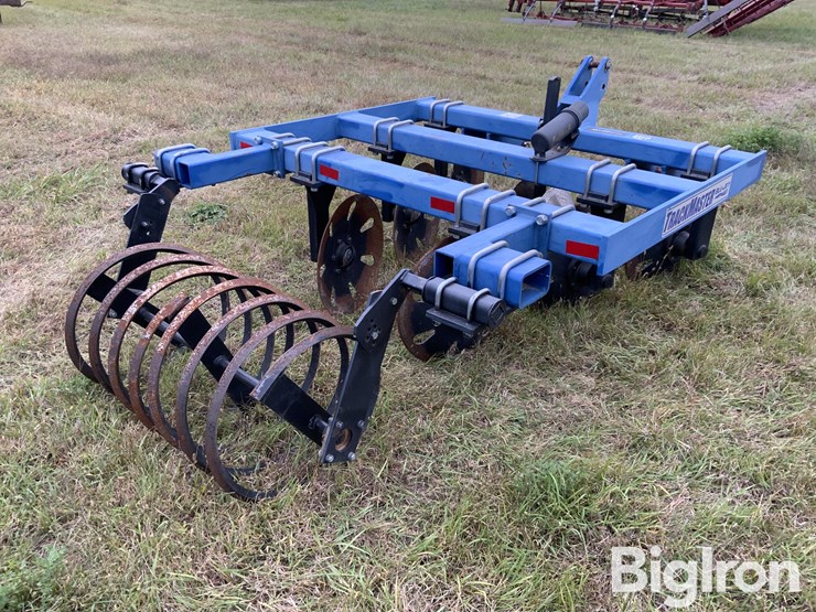 2011-blu-jet-track-master-image-5