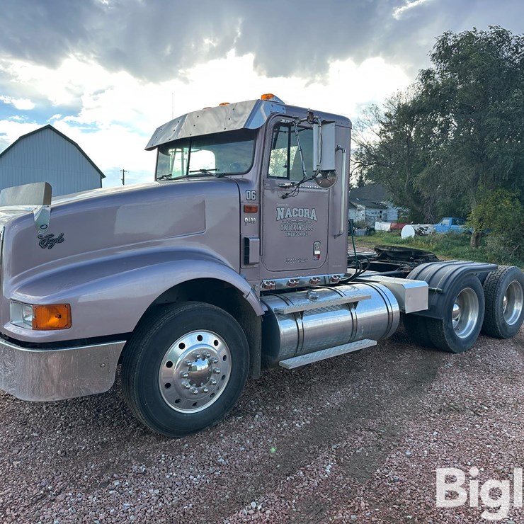 1995 INTERNATIONAL 9400