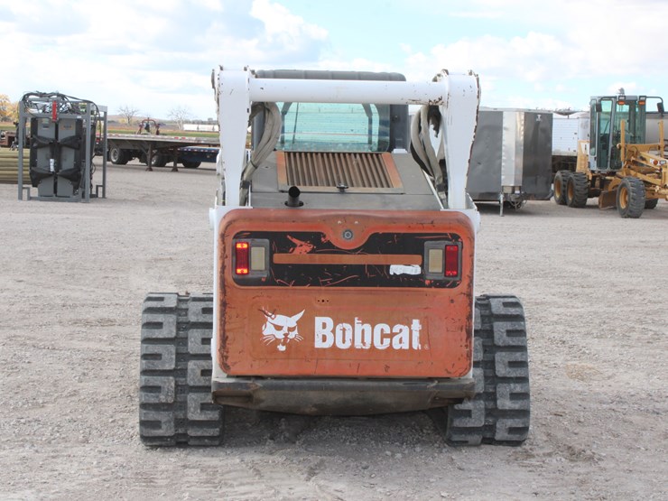 bobcat-t870-image-5