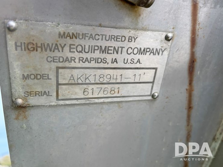 2019-john-deere-r4038-image-110