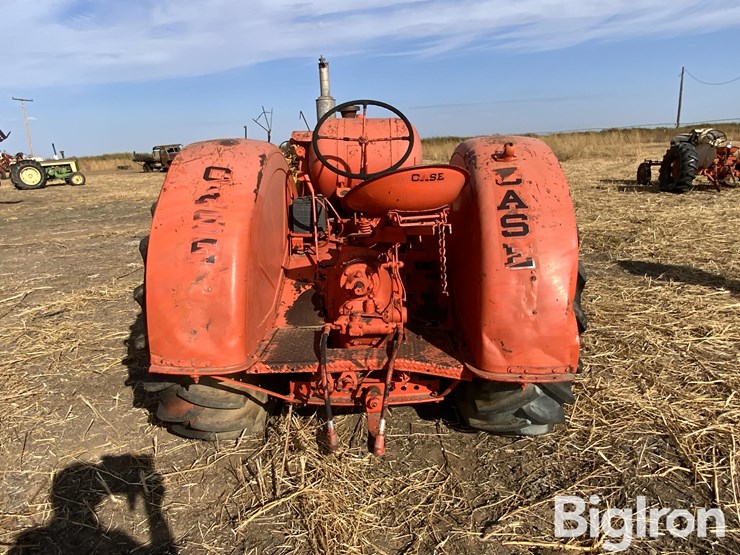 case-la-2wd-tractor-image-6