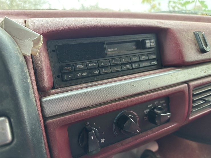 1995-ford-f350-xlt-image-56