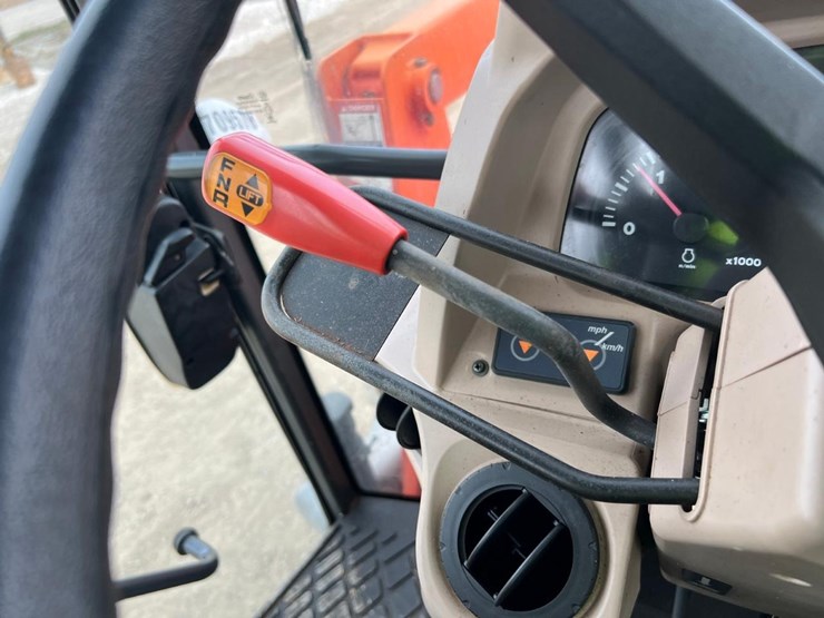 kubota-m7040-image-25