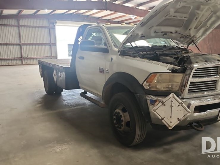 2012-dodge-ram-5500-image-7