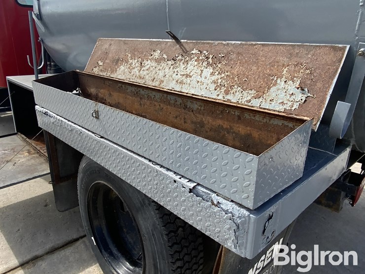 1999-international-4700-image-19