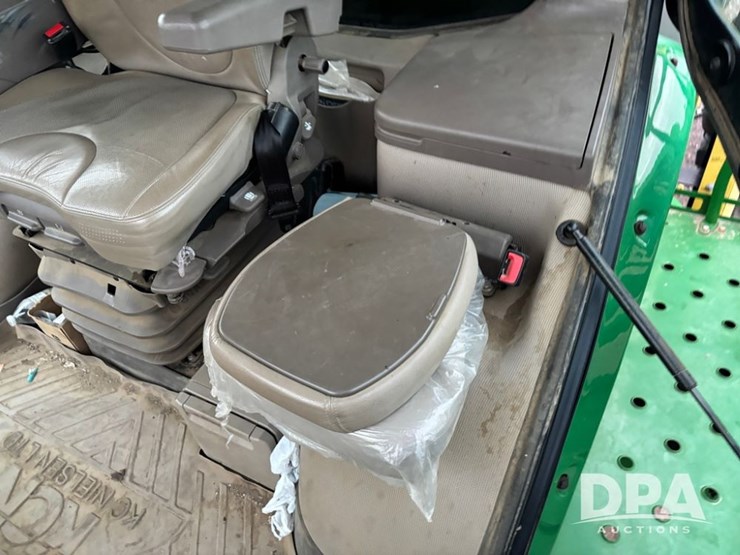 2018-john-deere-r4045-image-77