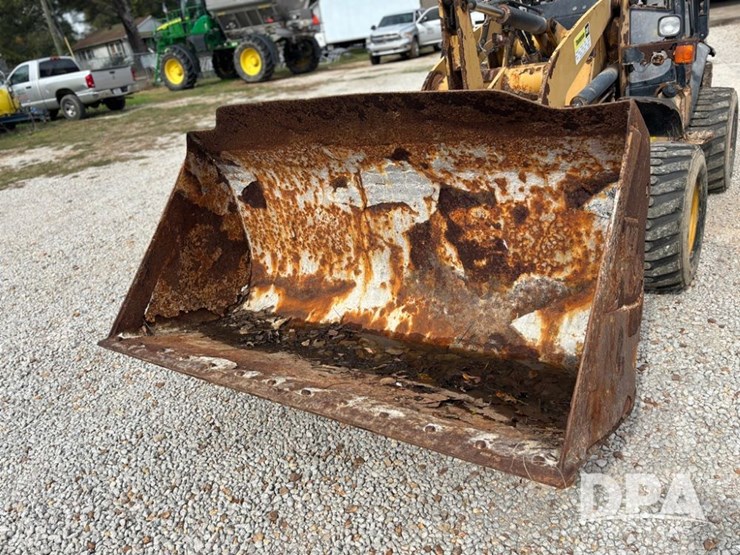 2015-caterpillar-903c2-image-7