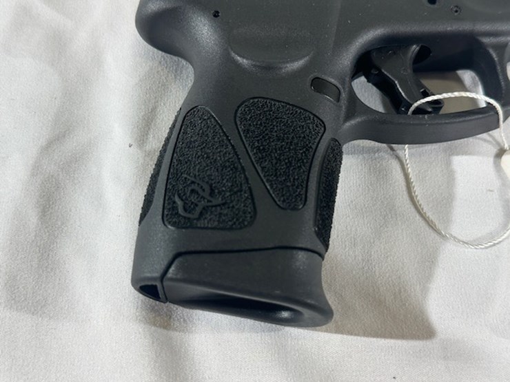 #2025-00069-•-taurus-g3c-pistol-image-48