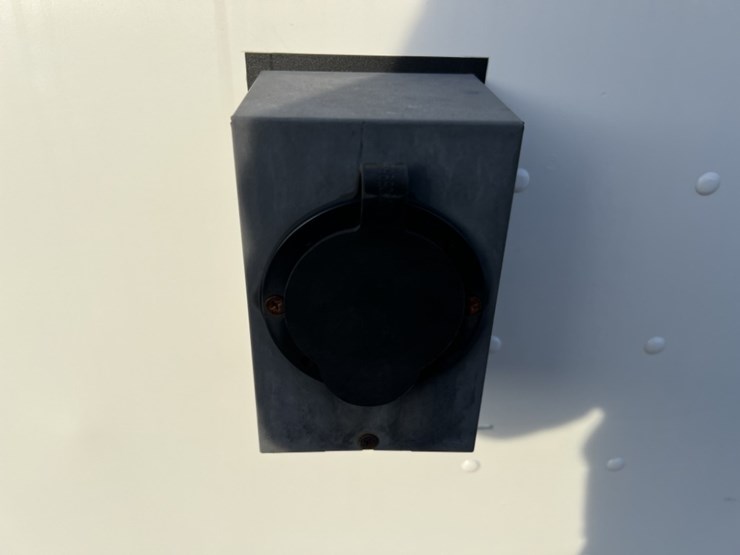 2006-freightliner-mt45-image-21