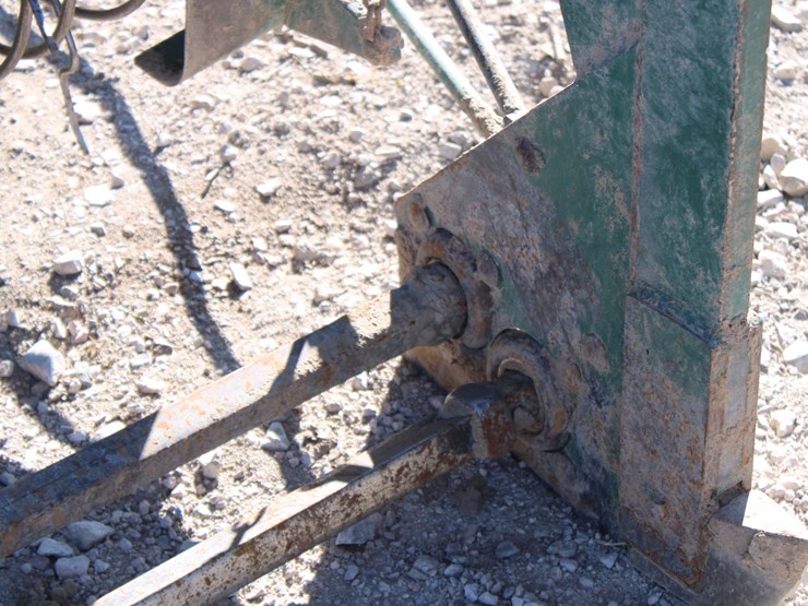 2003-john-deere-8000-image-38