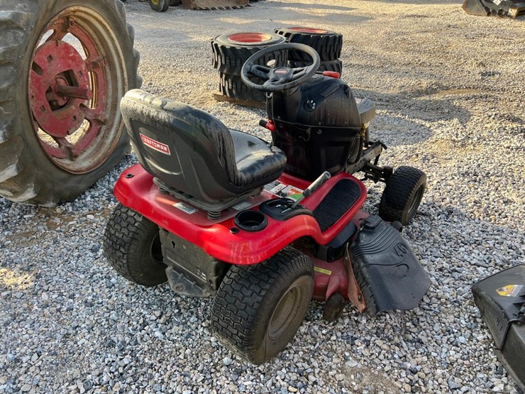 craftsman-yt3000-image-13