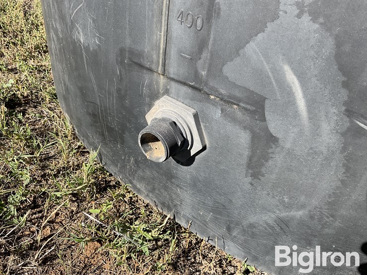 1550-gallon-liquid-fertilizer-poly-tanks-image-14