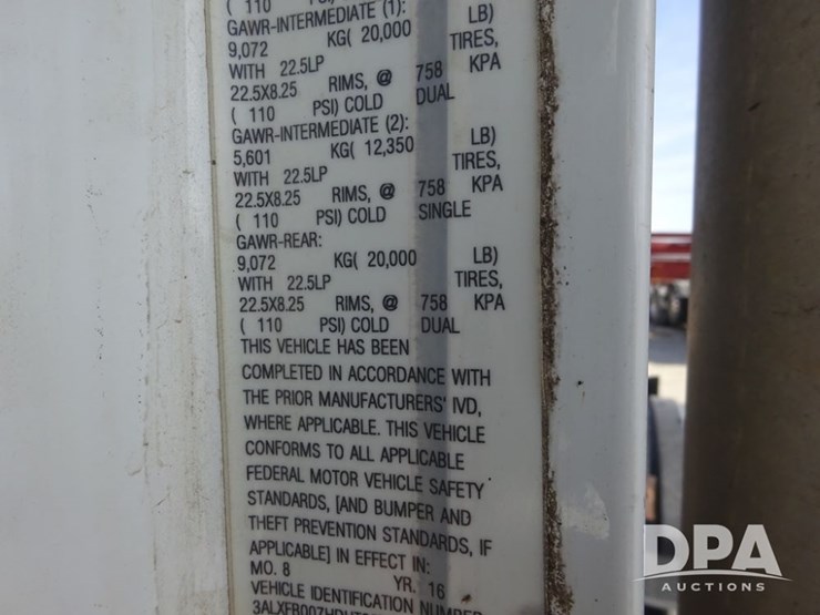 2017-freightliner-coronado-day-cab-glider-truck-(pz13993,-unit-725)-image-112