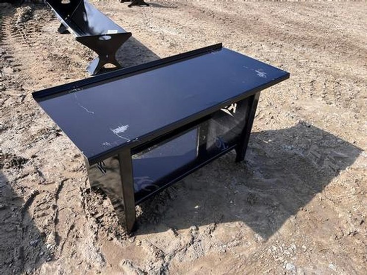 kit-container-60"-work-bench-image-4