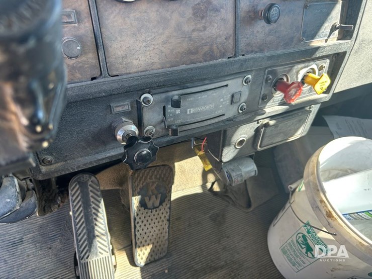 1991-kenworth-t600-image-38