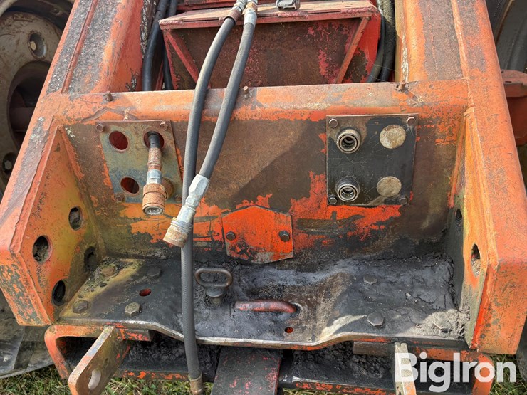 1976-massey-ferguson-1805-image-10